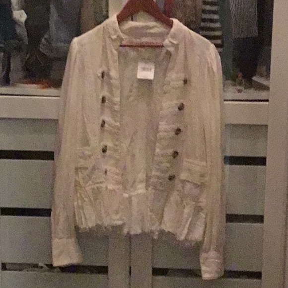 Cream jacket, size M, eyelet buttons - Picture 1 of 3